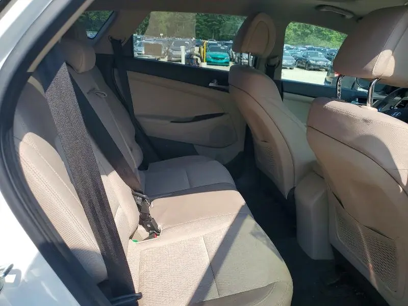 2016 HYUNDAI TUCSON SPORT  