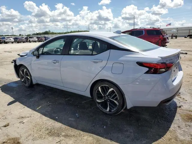 2023 NISSAN VERSA SR  