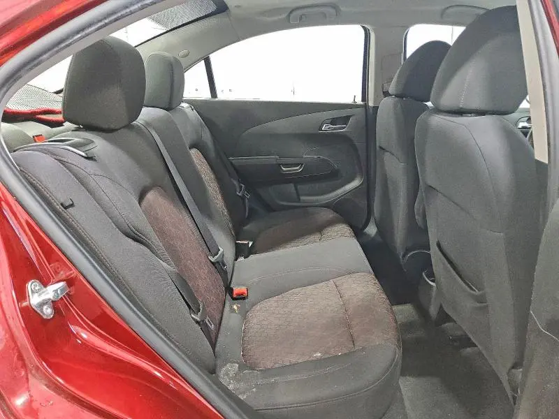 2019 CHEVROLET SONIC LT  