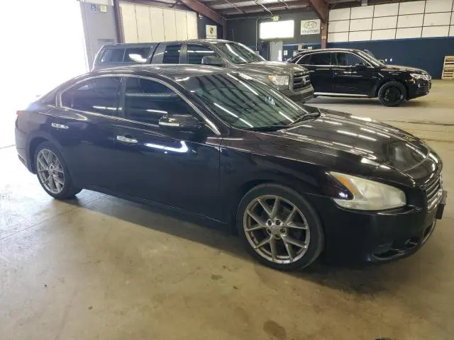 2010 NISSAN MAXIMA S
