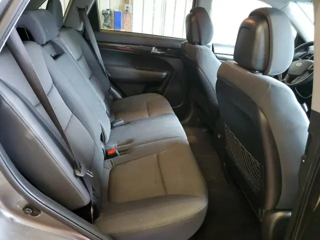 2013 KIA SORENTO LX  
