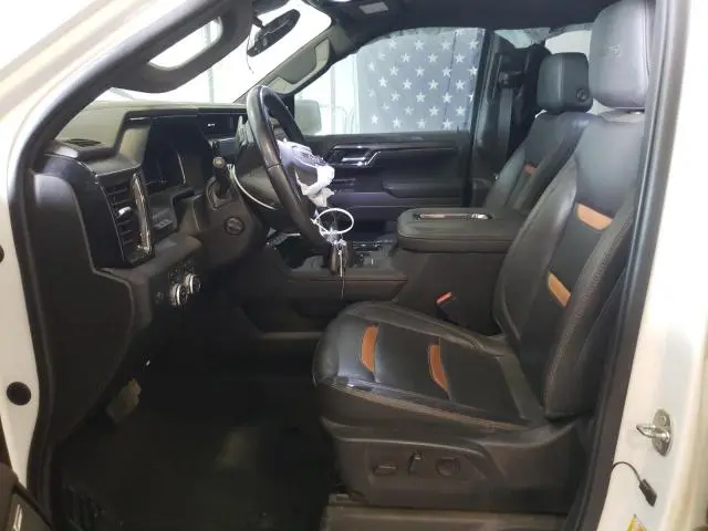 2022 GMC SIERRA K1500 AT4  