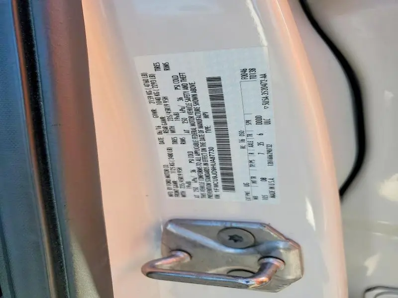 2017 FORD ESCAPE TITANIUM  