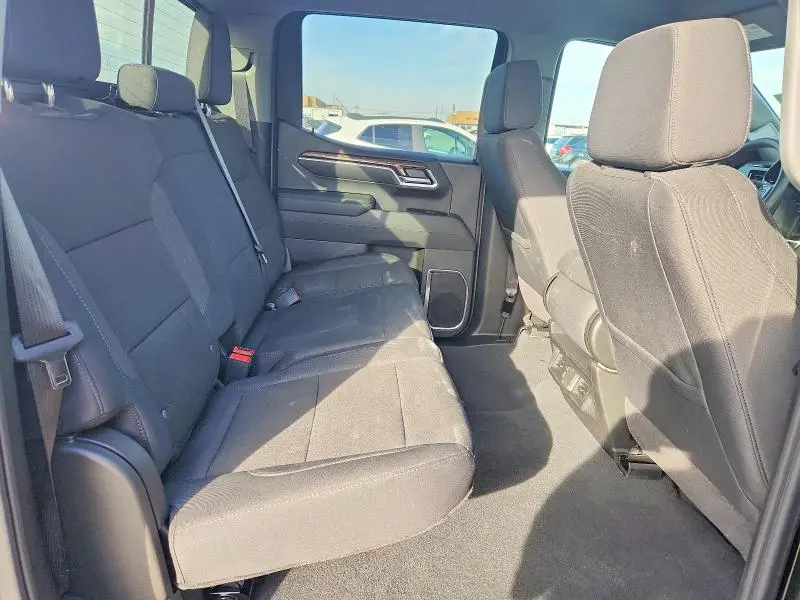 2026 CHEVROLET SILVERADO C1500 LT  