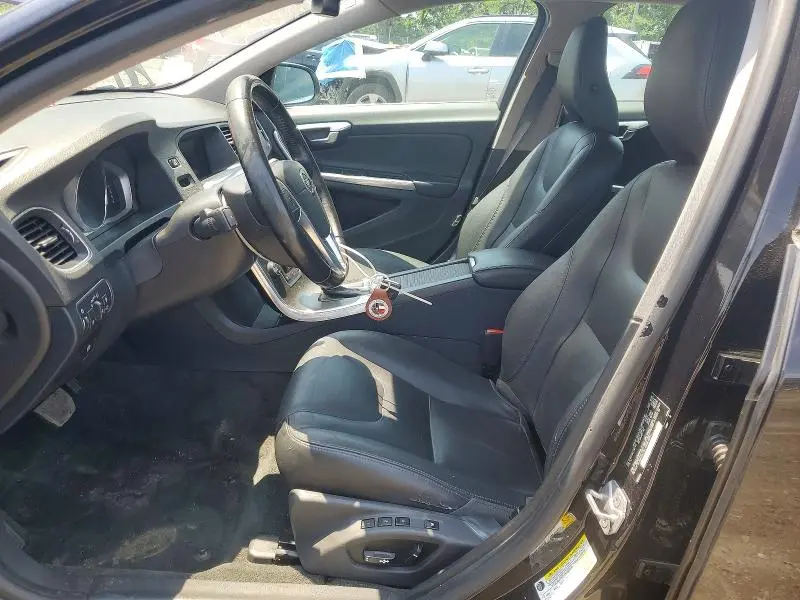 2015 VOLVO S60 PREMIER  