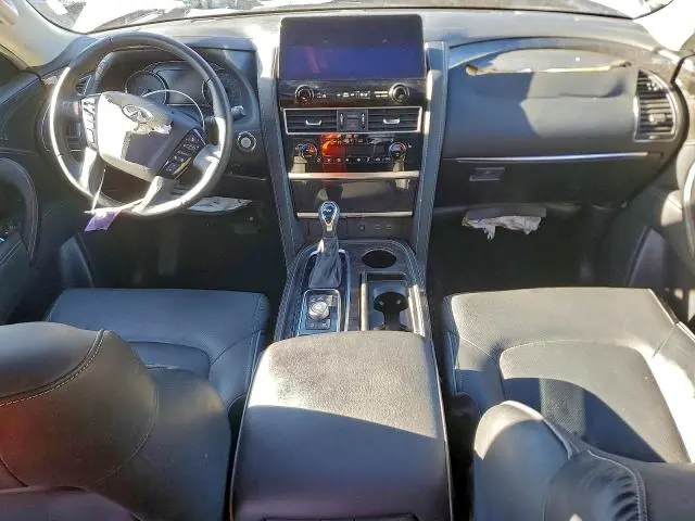 2023 INFINITI QX80 LUXE  