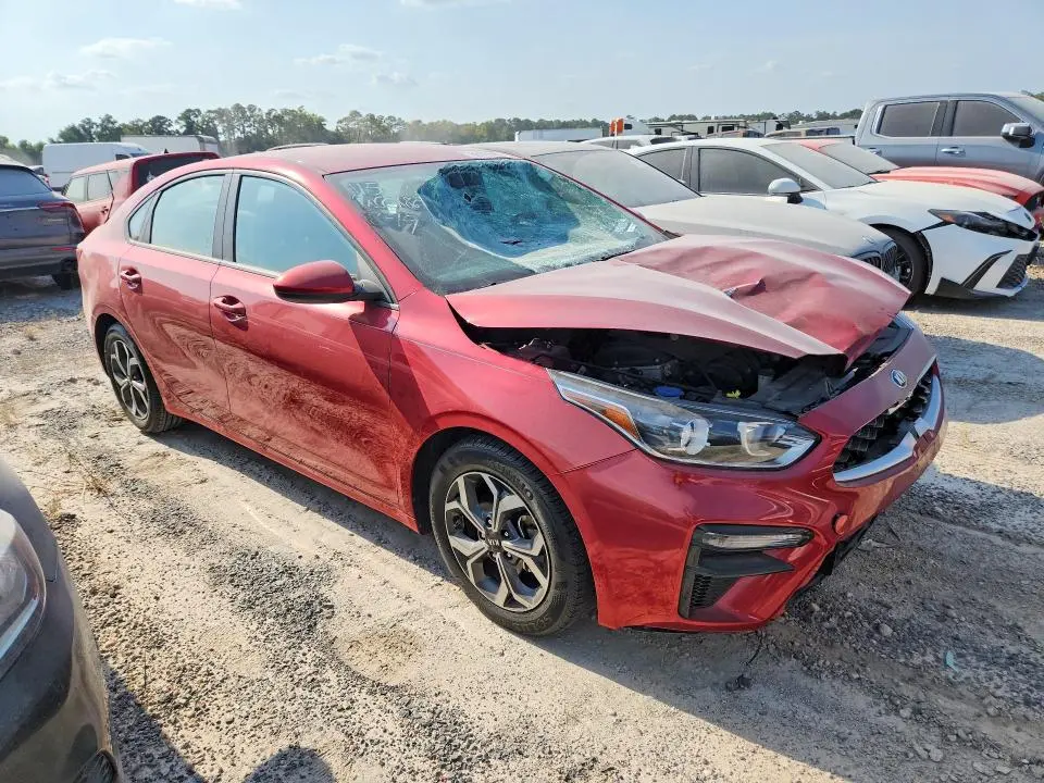 2021 KIA FORTE LXS  