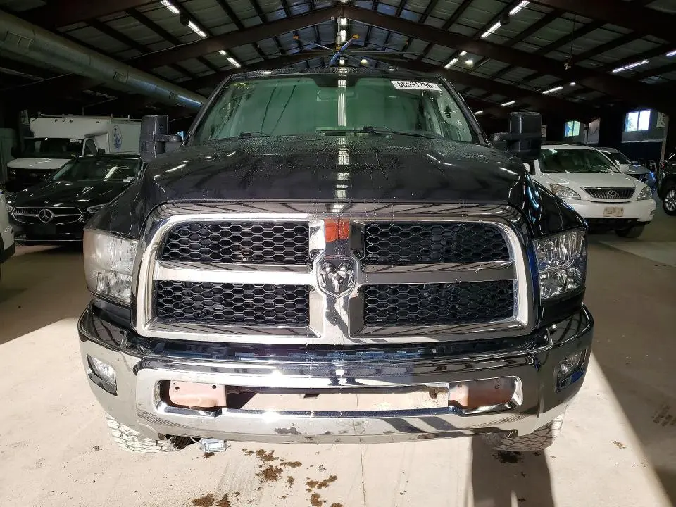 2017 RAM 2500 SLT  