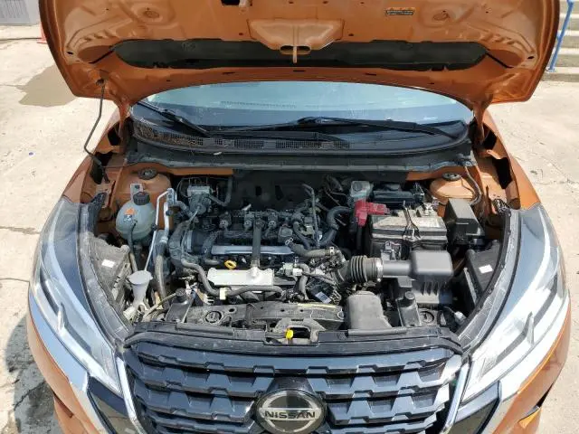 2021 NISSAN KICKS SV  