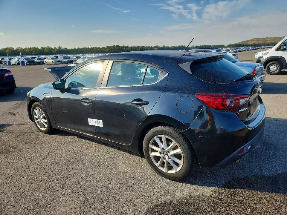 2015 MAZDA 3 TOURING  