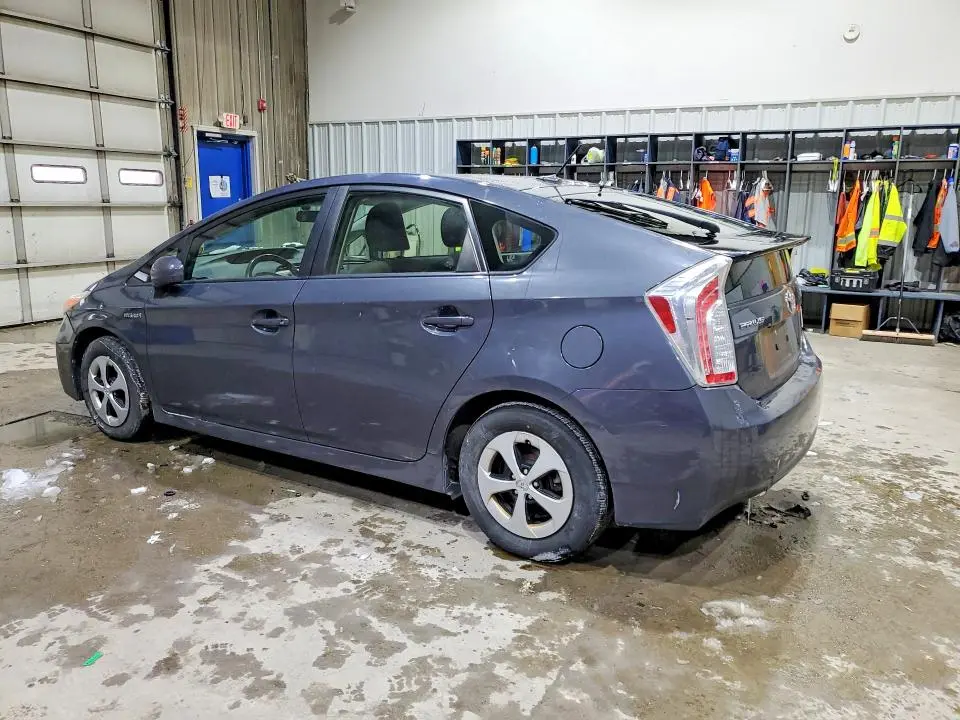 2013 TOYOTA PRIUS THREE  