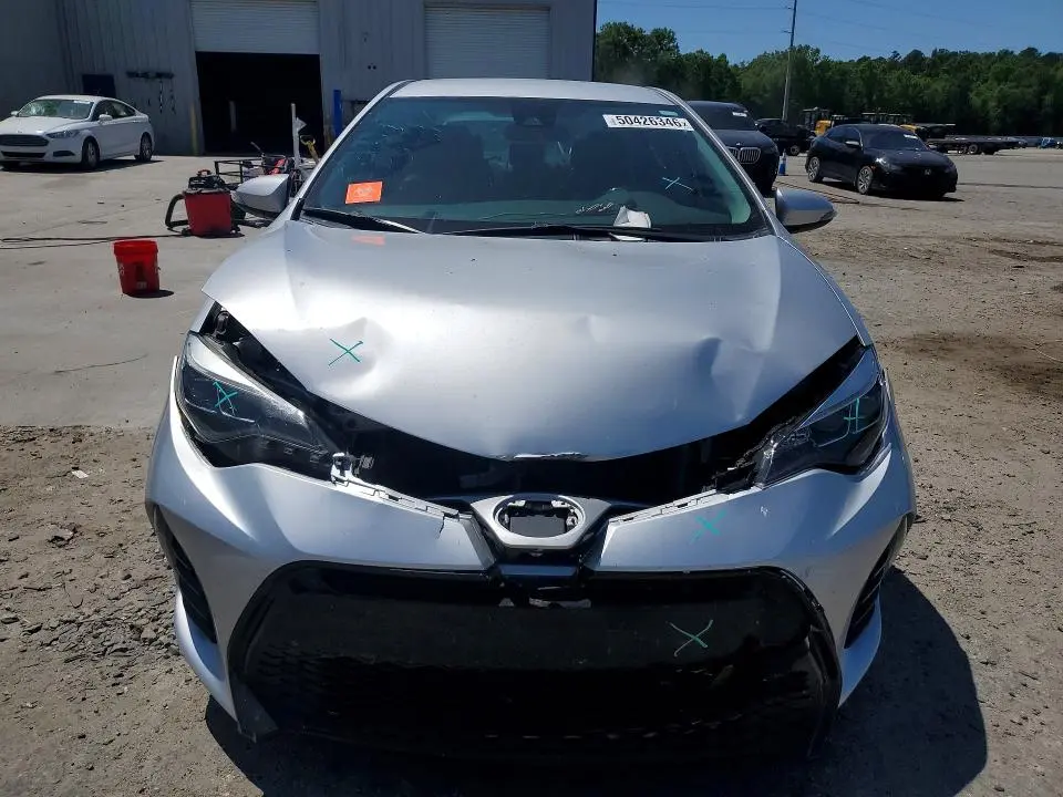 2017 TOYOTA COROLLA SE  
