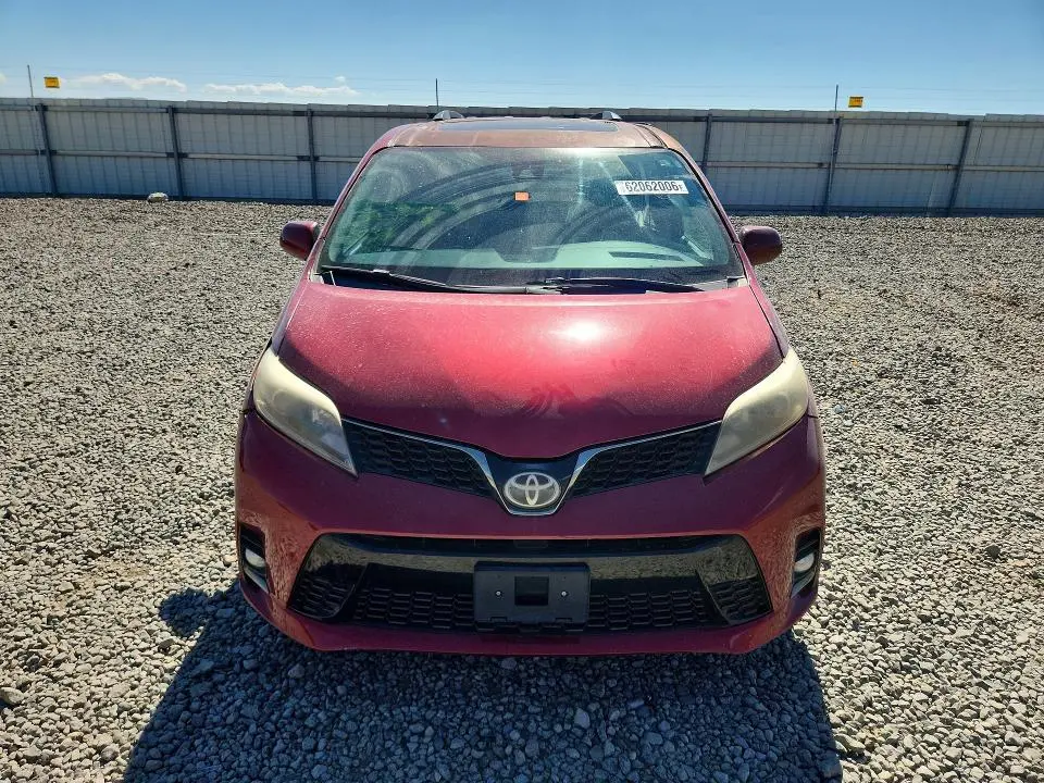 2019 TOYOTA SIENNA SE 8-PASSENGER  