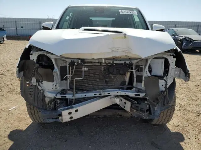 2023 TOYOTA 4RUNNER SE  