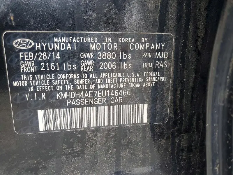 2014 HYUNDAI ELANTRA SE  