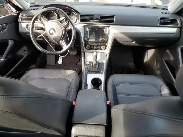 2019 VOLKSWAGEN PASSAT WOLFSBURG  