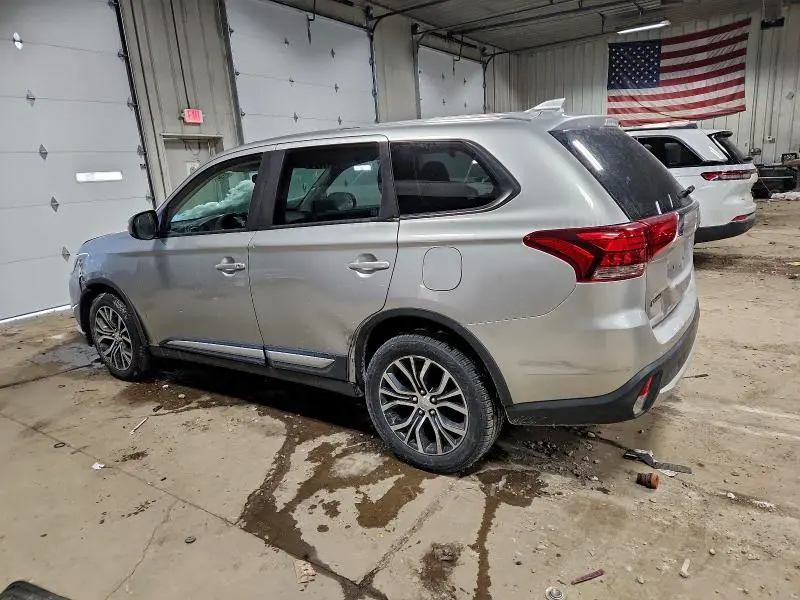 2018 MITSUBISHI OUTLANDER SE  