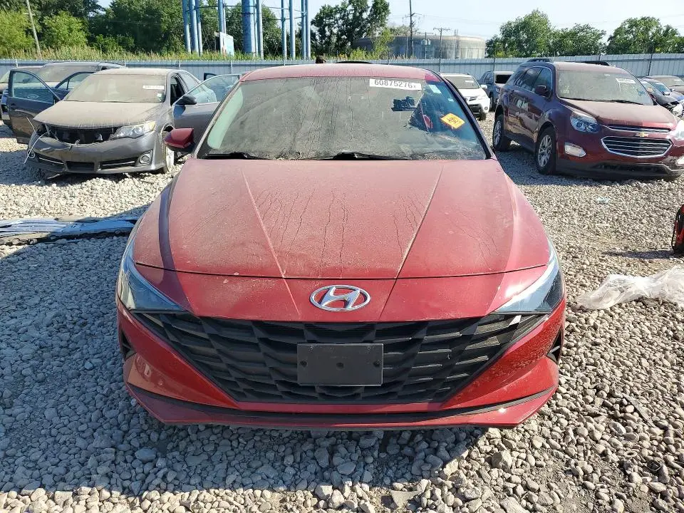 2022 HYUNDAI ELANTRA SEL  