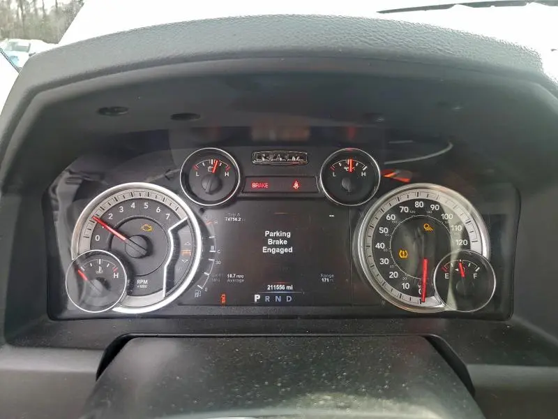 2019 RAM 1500 CLASSIC SLT  