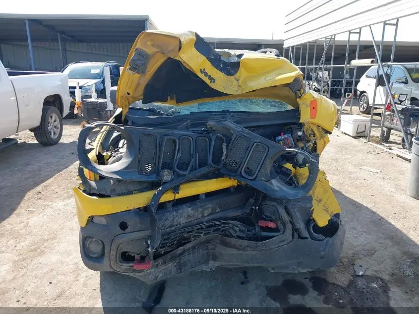 2017 JEEP RENEGADE TRAILHAWK 4X4