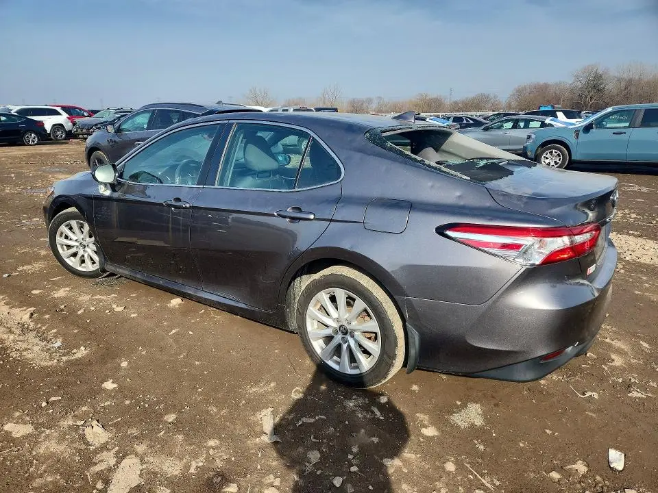 2019 TOYOTA CAMRY LE  