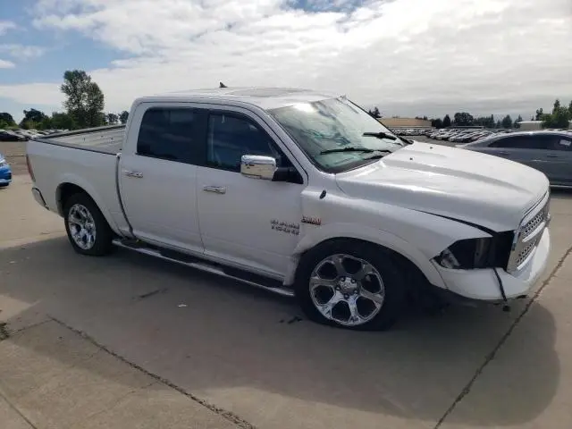 2015 RAM 1500 LARAMIE  