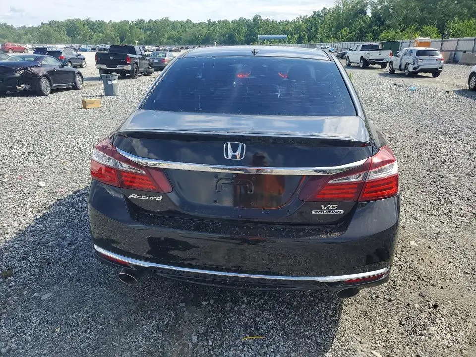 2016 HONDA ACCORD TOURING  