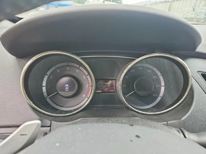 2012 HYUNDAI SONATA SE  