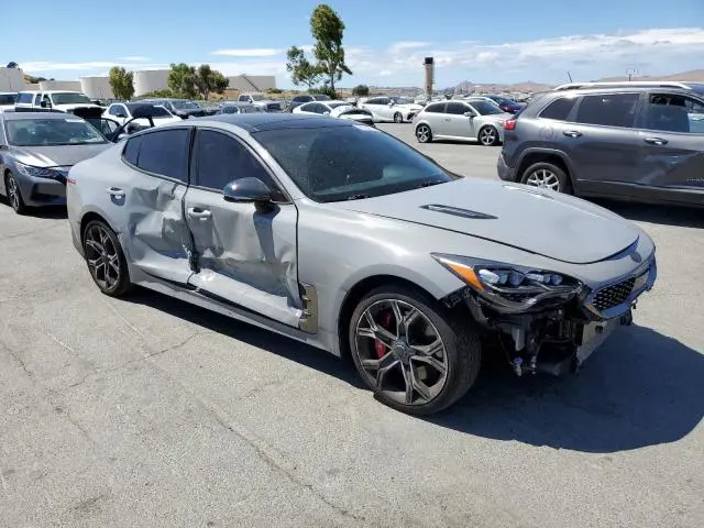 2019 KIA STINGER GT1  