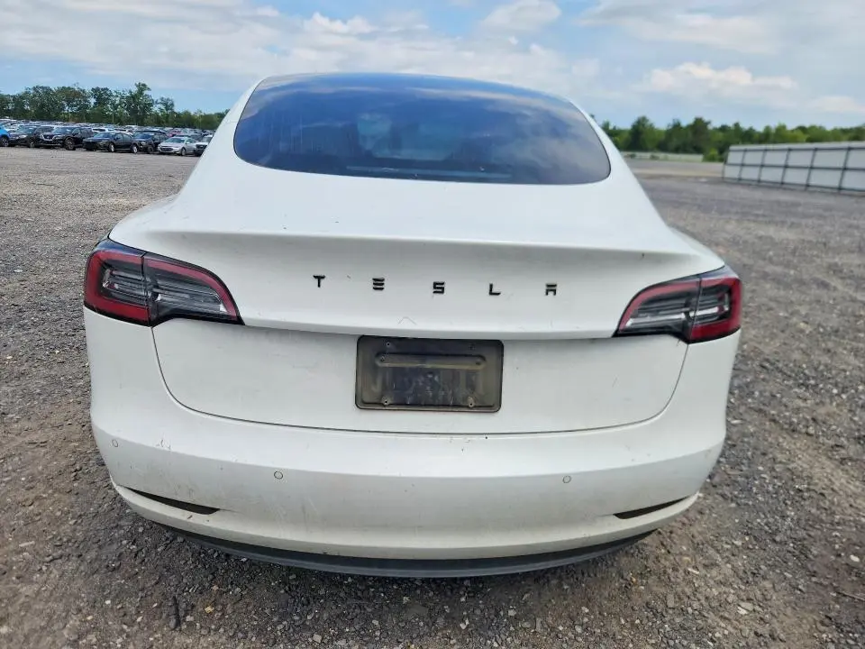 2019 TESLA MODEL 3   