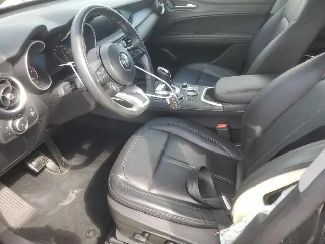 2021 ALFA ROMEO STELVIO SPORT  