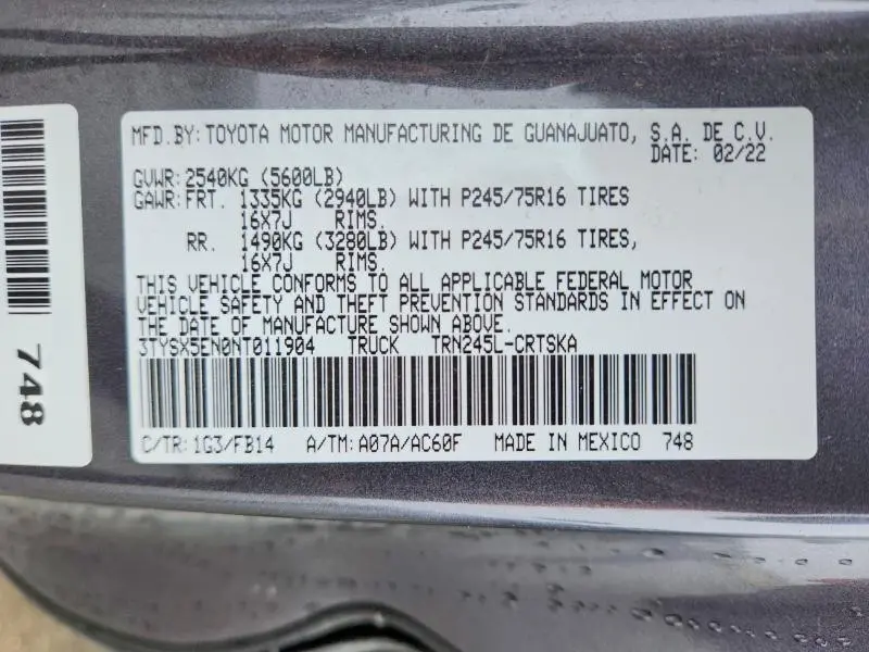 2022 TOYOTA TACOMA SR  