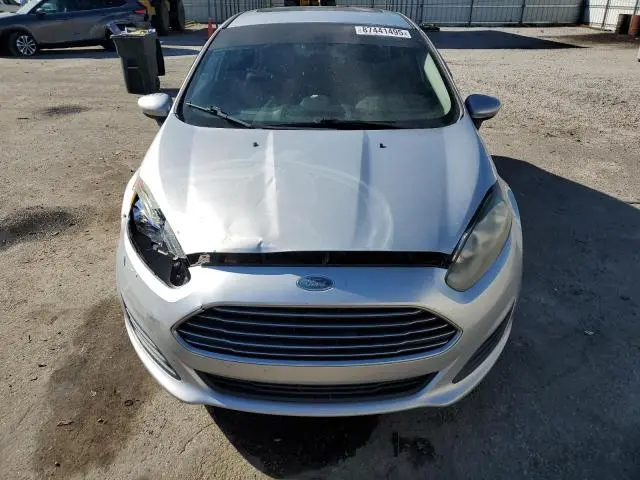 2017 FORD FIESTA SE  