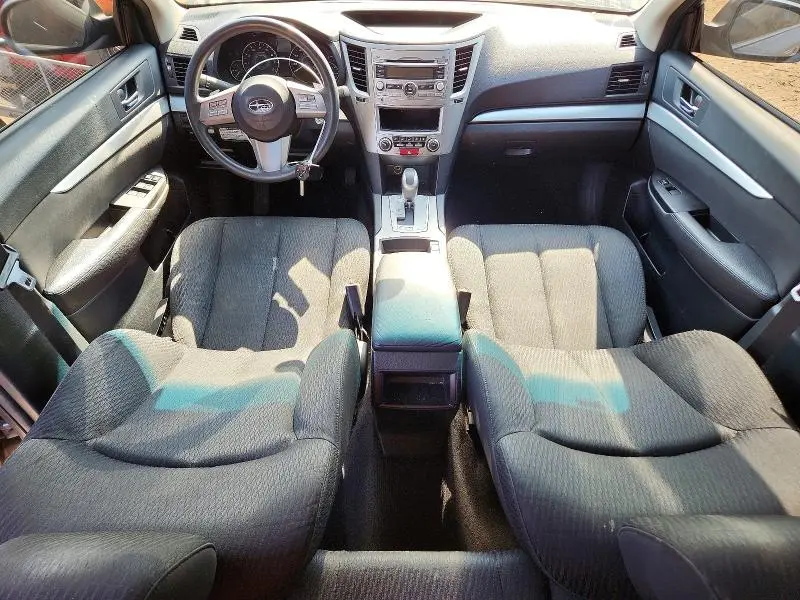 2010 SUBARU OUTBACK 2.5I  
