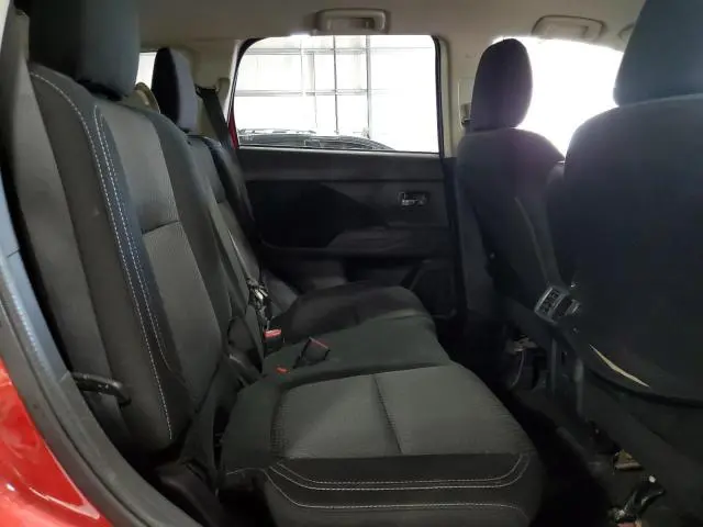 2019 MITSUBISHI OUTLANDER   