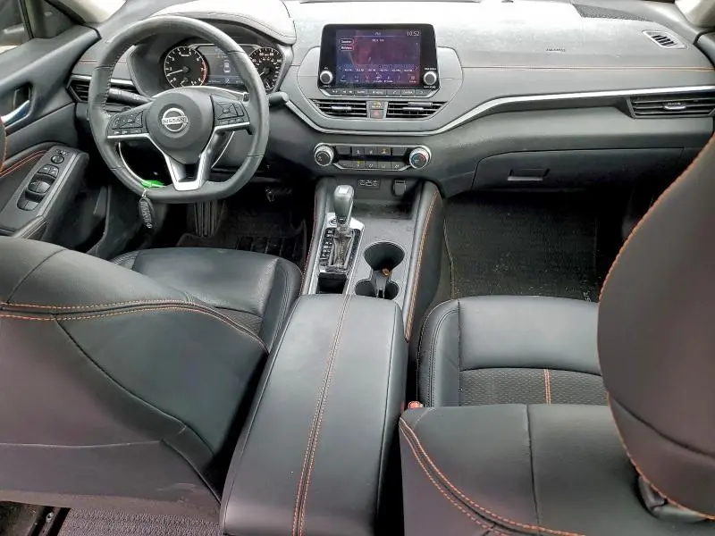 2022 NISSAN ALTIMA SR  