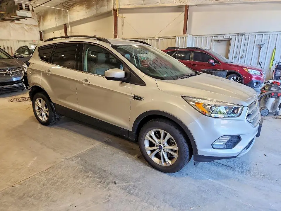 2018 FORD ESCAPE SEL  