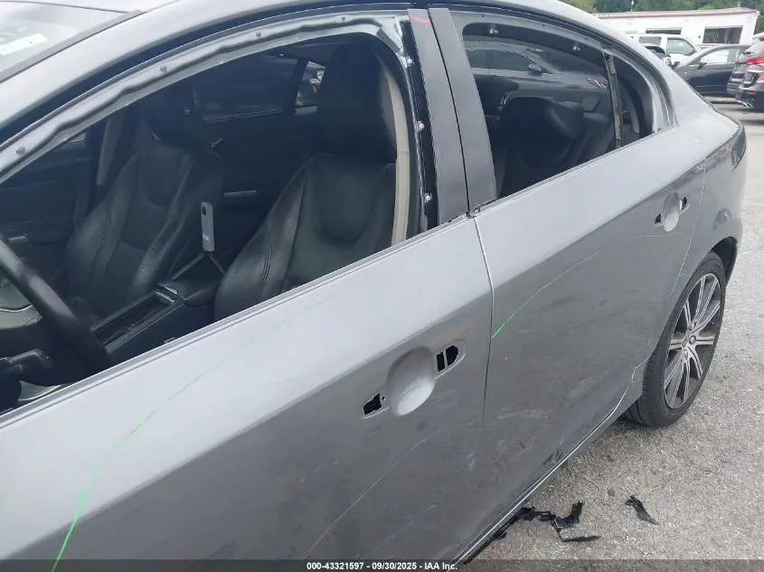 2017 VOLVO S60 INSCRIPTION T5