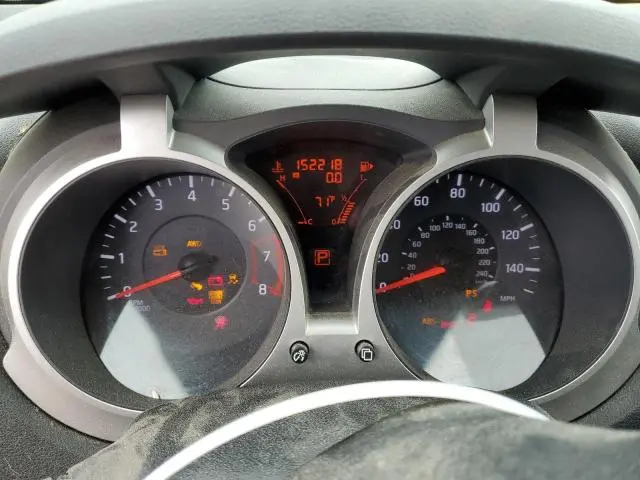 2013 NISSAN JUKE S
