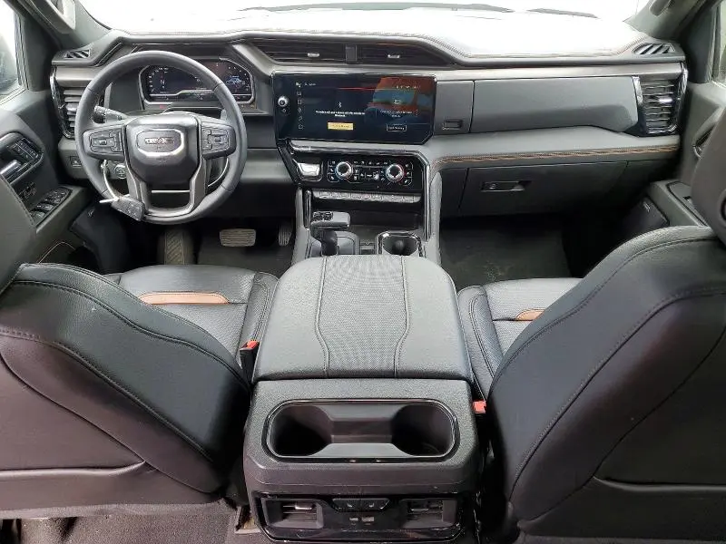 2024 GMC SIERRA K1500 AT4  