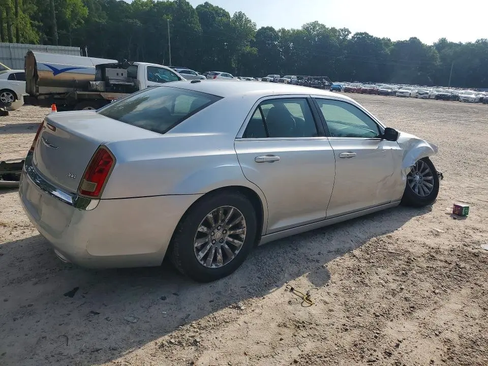 2012 CHRYSLER 300   