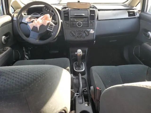2010 NISSAN VERSA S  