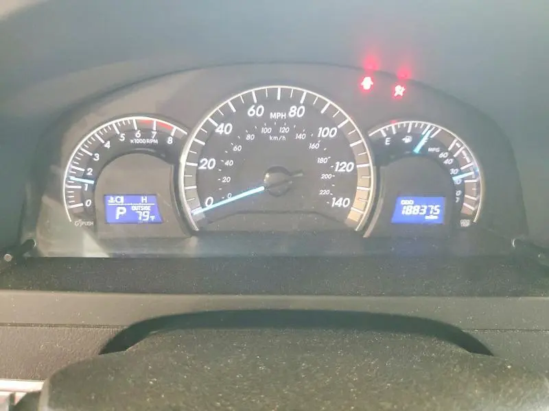 2012 TOYOTA CAMRY SE  
