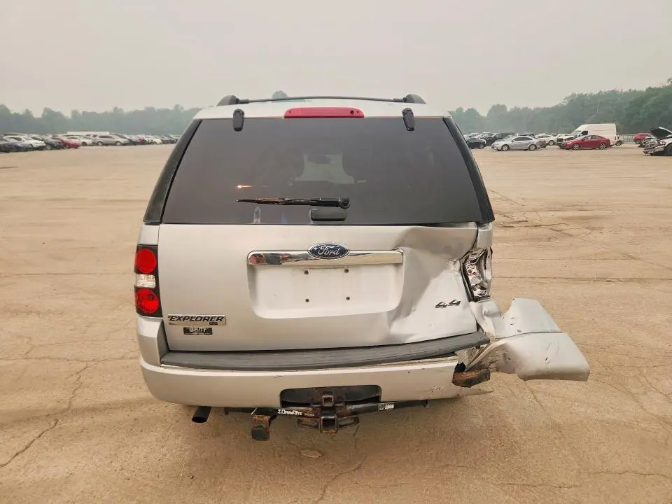 2010 FORD EXPLORER XLT  