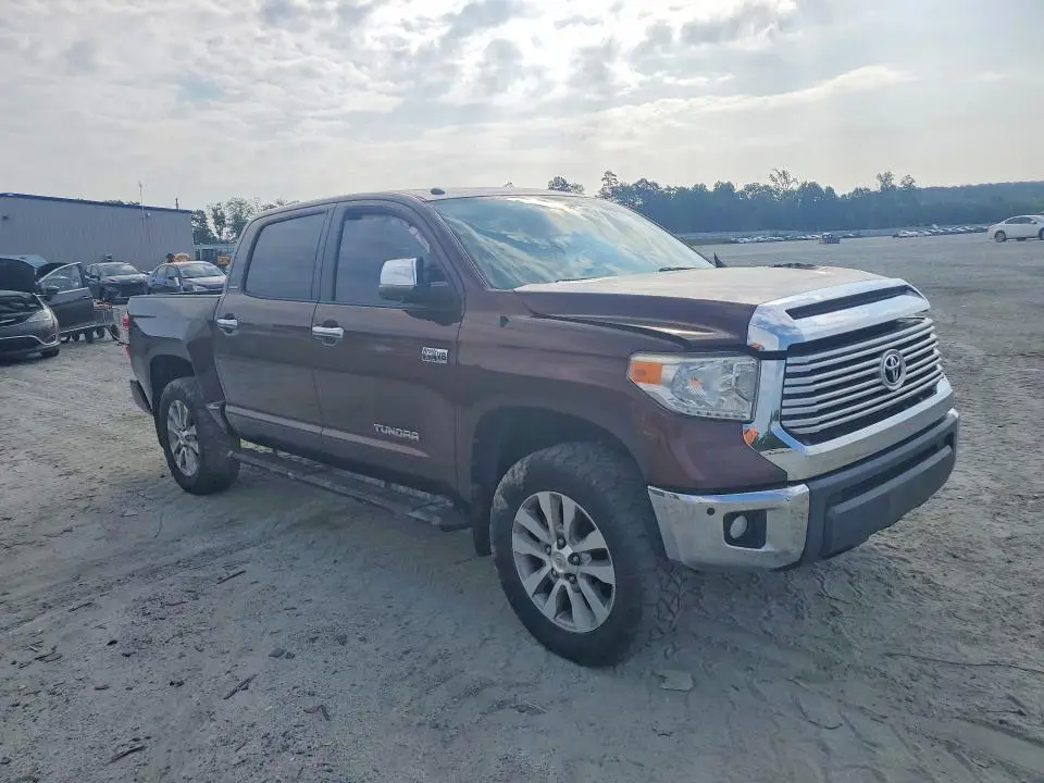 2017 TOYOTA TUNDRA CREWMAX LIMITED  