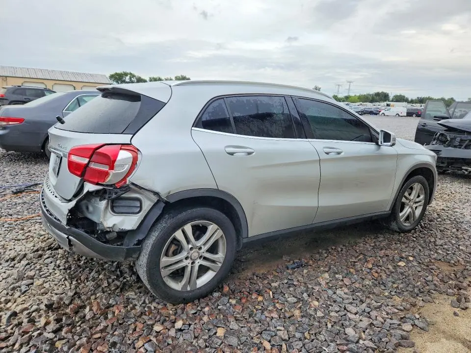 2015 MERCEDES-BENZ GLA 250 4MATIC  
