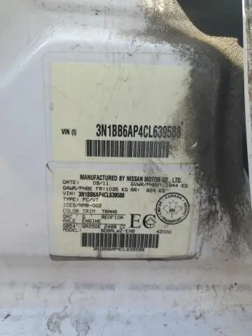 2012 NISSAN SENTRA SE-R  