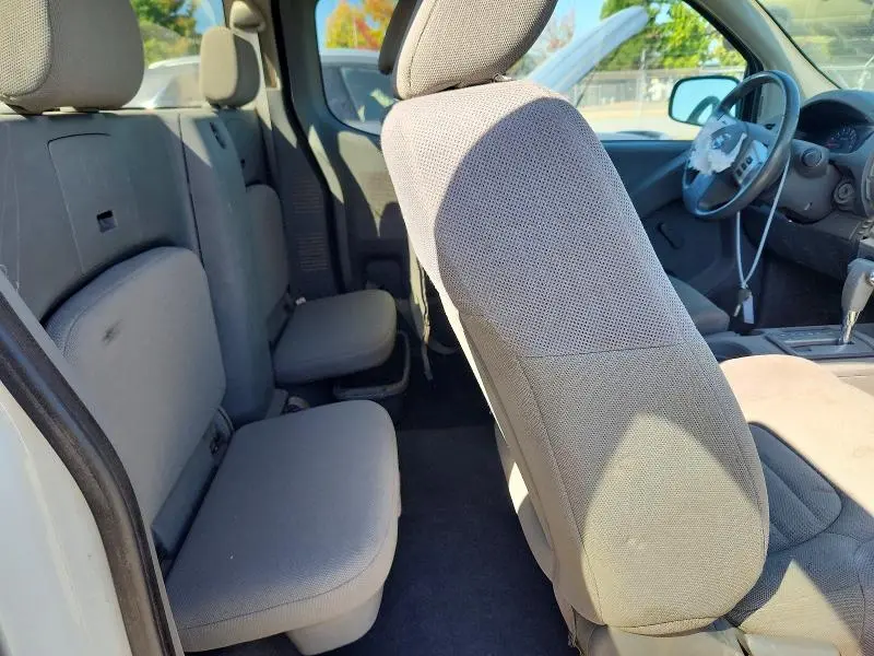 2019 NISSAN FRONTIER S  