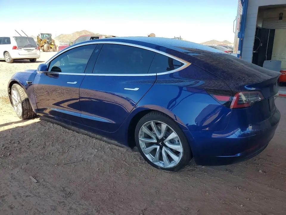 2020 TESLA MODEL 3   
