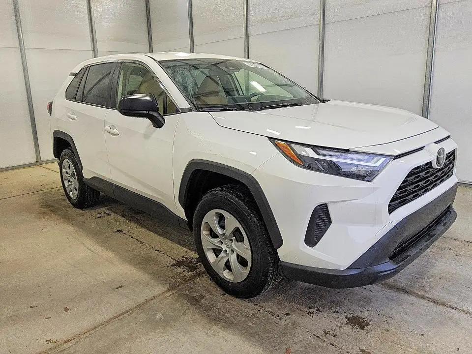2025 TOYOTA RAV4 LE  